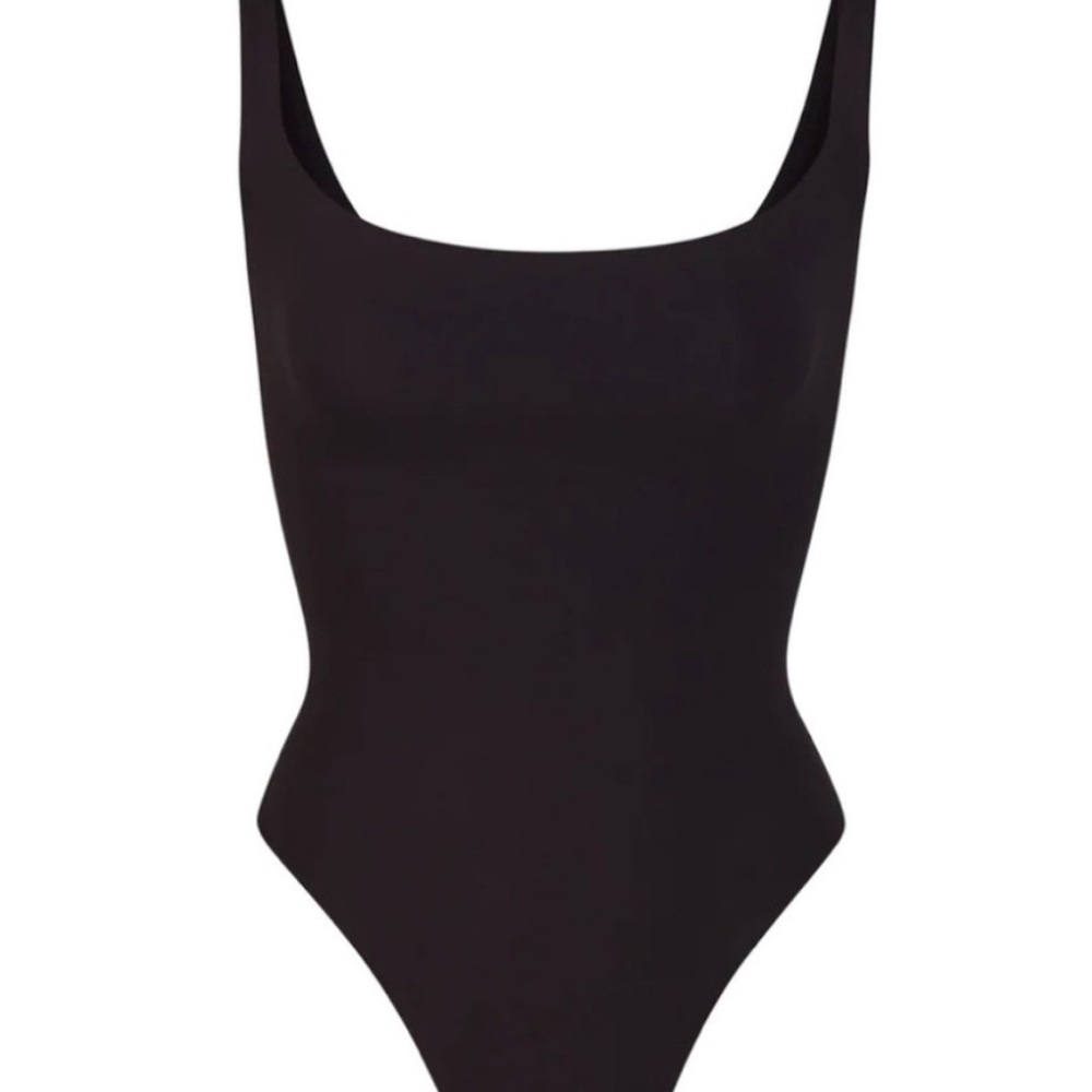 Brand new skims bodysuit